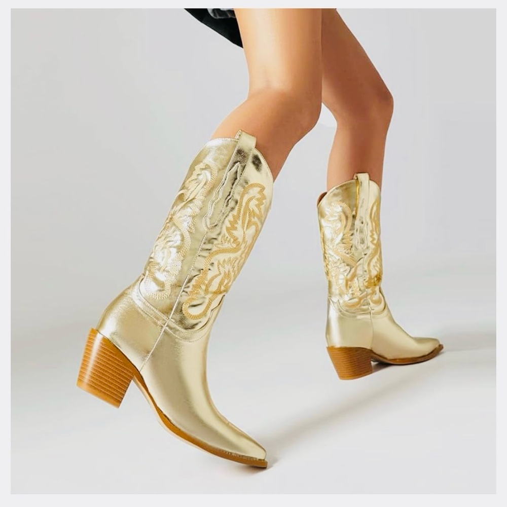 Woman’s western cowboy gold, tall boots, new unused size 11